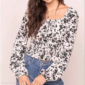 ASTR The Label Feminine Floral Smocked Off-Shoulder Blouse – Size M